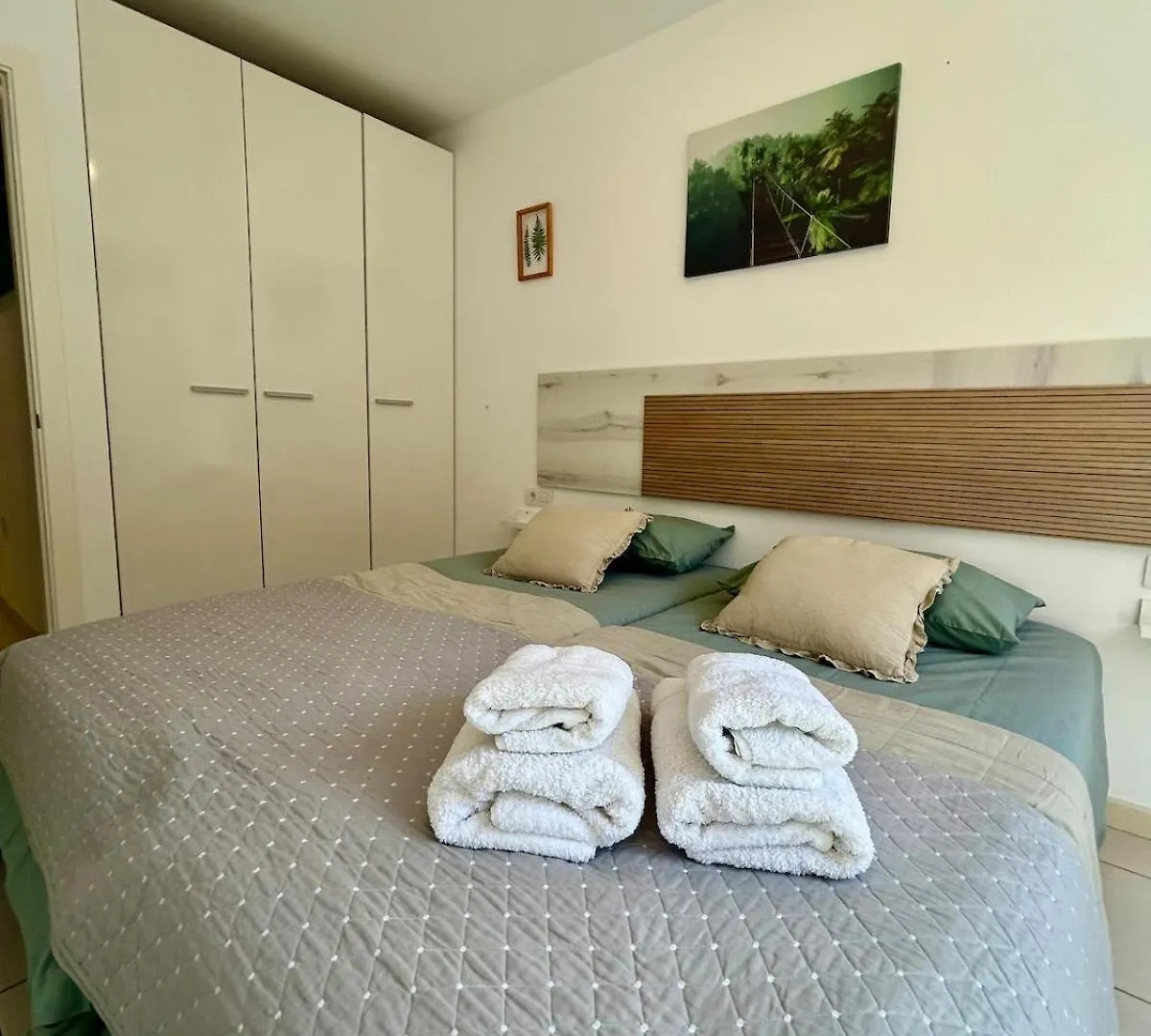 Modern Medano Apartment 厄尔梅达诺